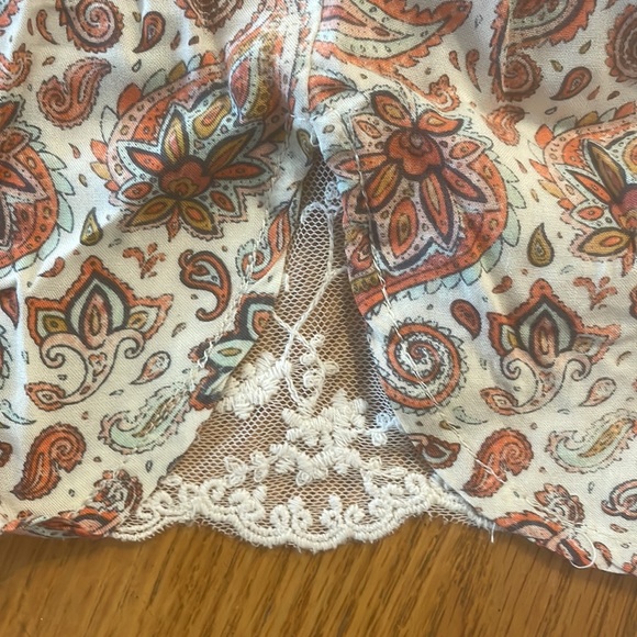 Small colorful short - Picture 4 of 6